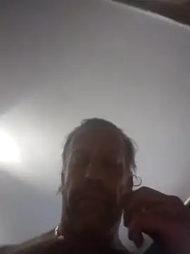 trucker1979 online show from 12.22.25