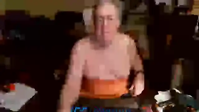 Snapshot of Toastir chatting on 01.10.26 Toastir online show from 01.10.26