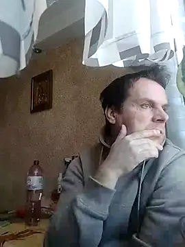 Snapshot of grzes19763 chatting on 03.19.25 grzes19763 online show from 03.19.25