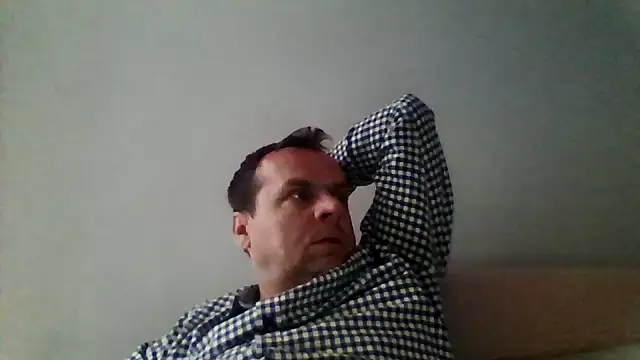 grzes19763 online show from 04.05.26