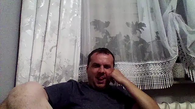 grzes19763 online show from 06.18.26