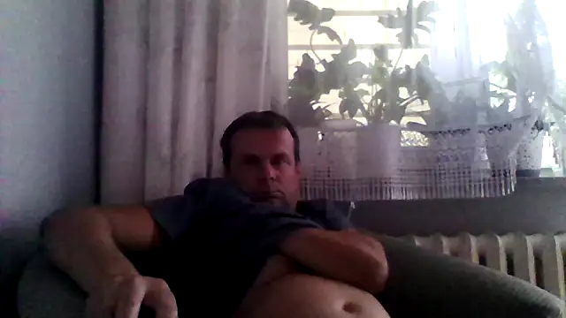 grzes19763 online show from 07.12.26