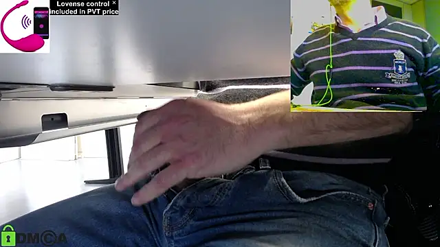 Snapshot of pliko chatting on 02.20.26 pliko online show from 02.20.26