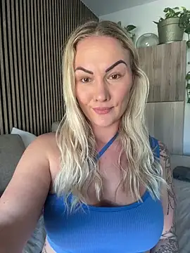 Snapshot of NastyMilf_ chatting on 02.12.26 NastyMilf online show from 02.12.26