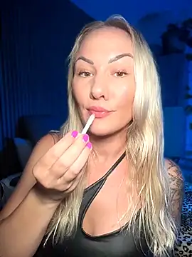 Snapshot of NastyMilf_ chatting on 03.21.26 NastyMilf online show from 03.21.26