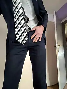 Snapshot of Justforoneday chatting on 12.10.24 Justforoneday online show from 12.10.24