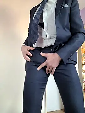 Snapshot of Justforoneday chatting on 03.04.25 Justforoneday online show from 03.04.25