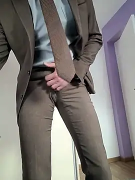 Snapshot of Justforoneday chatting on 11.14.25 Justforoneday online show from 11.14.25