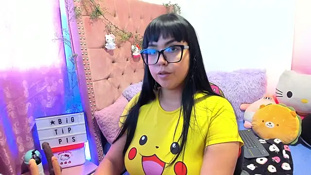 Snapshot of LillyCandy chatting on 07.14.26 LillyCandy online show from 07.14.26