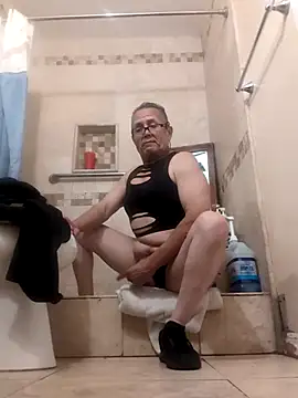 Snapshot of bobby69cock chatting on 04.05.26 bobby69cock online show from 04.05.26