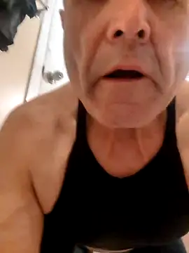 Snapshot of bobby69cock chatting on 05.31.26 bobby69cock online show from 05.31.26