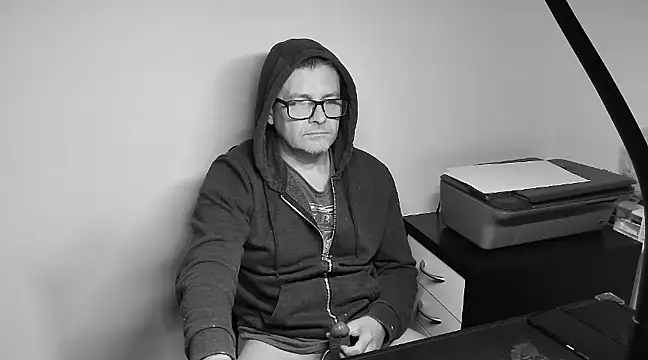 qpmarioxh online show from 12.26.24