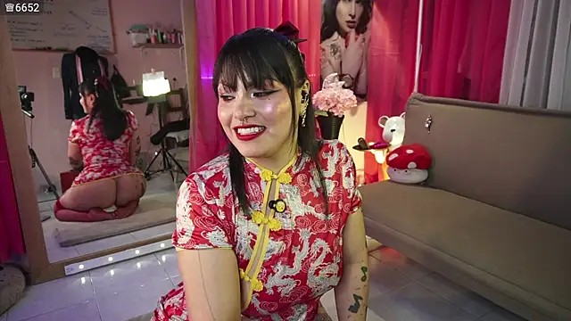 Rachellkors online show from 07.18.26