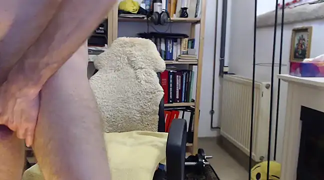 Snapshot of tibe50 chatting on 12.29.24 tibe50 online show from 12.29.24