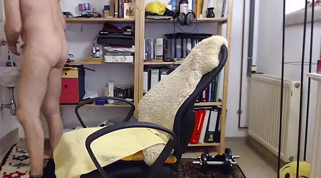 Snapshot of tibe50 chatting on 01.03.25 tibe50 online show from 01.03.25