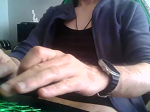 Snapshot of boran34 chatting on 05.25.26 boran34 online show from 05.25.26
