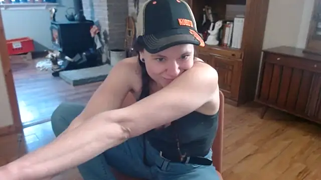 Snapshot of MarcyJones chatting on 01.29.25 MarcyJones online show from 01.29.25