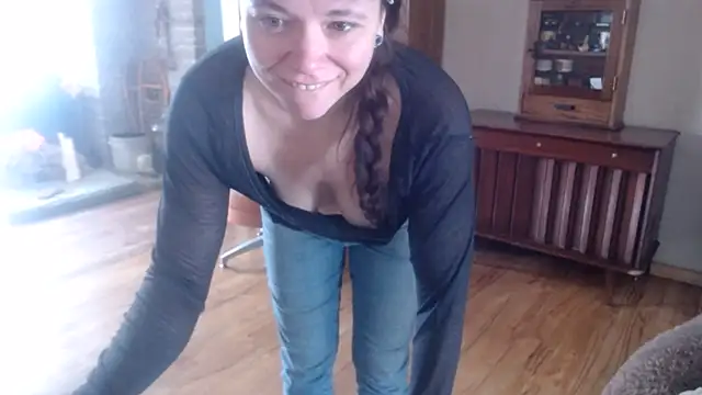 Snapshot of MarcyJones chatting on 02.12.25 MarcyJones online show from 02.12.25