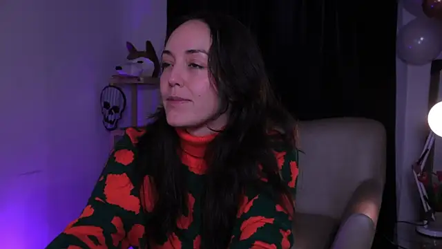 molly marmalade  online show from 10.29.25