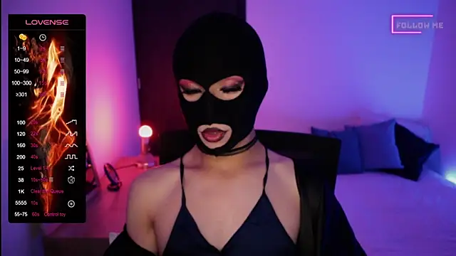 Snapshot of Bigfemblue chatting on 03.16.25 Bigfemblue online show from 03.16.25