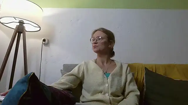 little-leni online show from 07.24.26