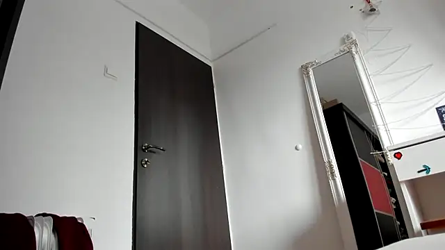 Snapshot of suuzykiss chatting on 03.03.25 suuzykiss online show from 03.03.25