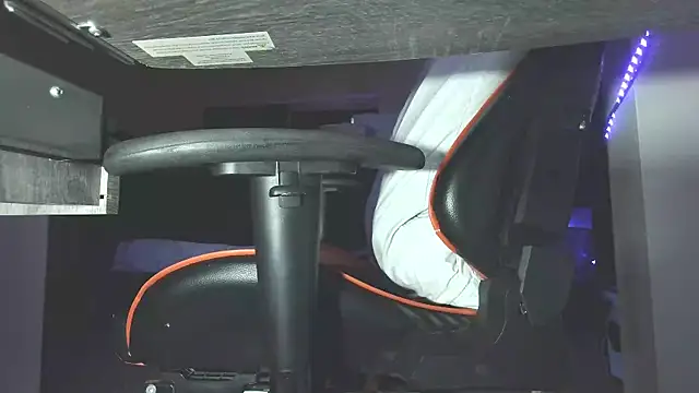 Dick and muscles online show from 09.09.25