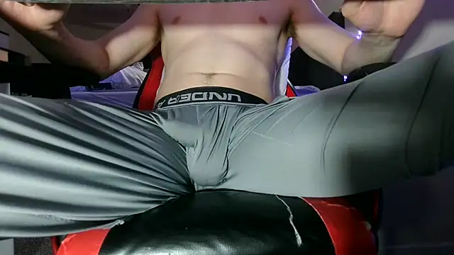 Dick and muscles online show from 12.22.25