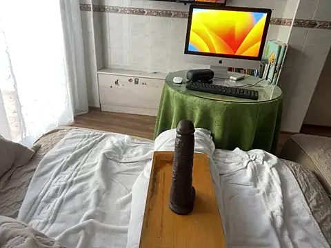 Snapshot of pinkgirls18 chatting on 12.07.24 pinkgirls18 online show from 12.07.24