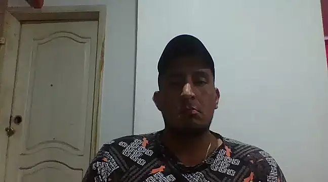 LvMaykel1 online show from 01.28.25