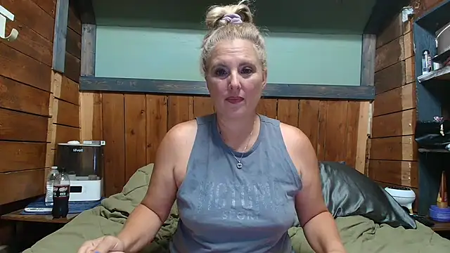 Snapshot of lisaxlovexxx chatting on 07.10.26 lisaxlovexxx online show from 07.10.26