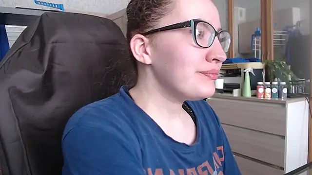 AnKey Rayah online show from 02.14.25