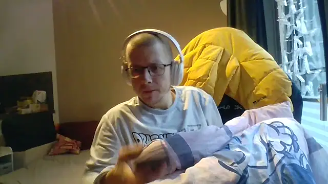 David250692 online show from 11.25.25