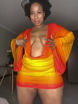 Snapshot of CurvyDesire1 chatting on 07.29.26 CurvyDesire1 online show from 07.29.26