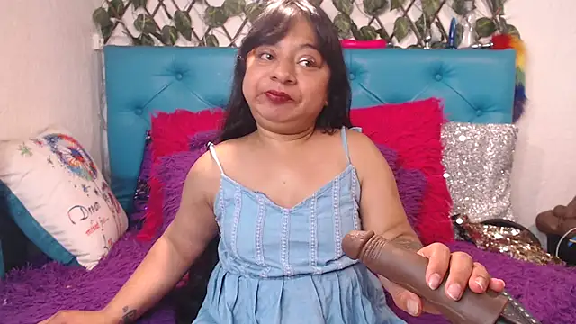 SARAWILLS online show from 04.24.26