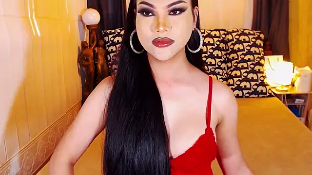 Snapshot of UrsexiestTammy chatting on 10.26.25 UrsexiestTammy online show from 10.26.25