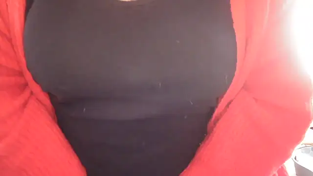 Snapshot of simona60 chatting on 03.28.26 simona60 online show from 03.28.26