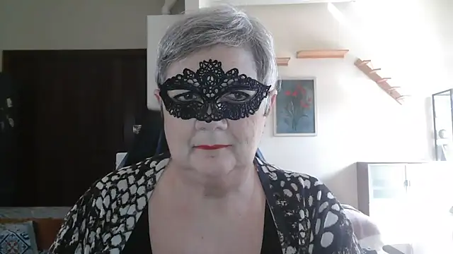 Snapshot of simona60 chatting on 04.08.26 simona60 online show from 04.08.26