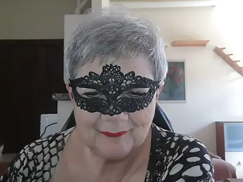 Snapshot of simona60 chatting on 05.01.26 simona60 online show from 05.01.26