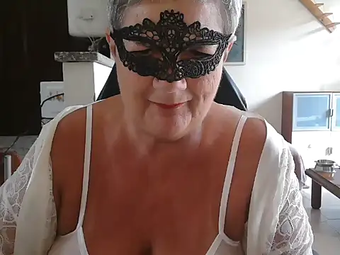 Snapshot of simona60 chatting on 07.23.26 simona60 online show from 07.23.26