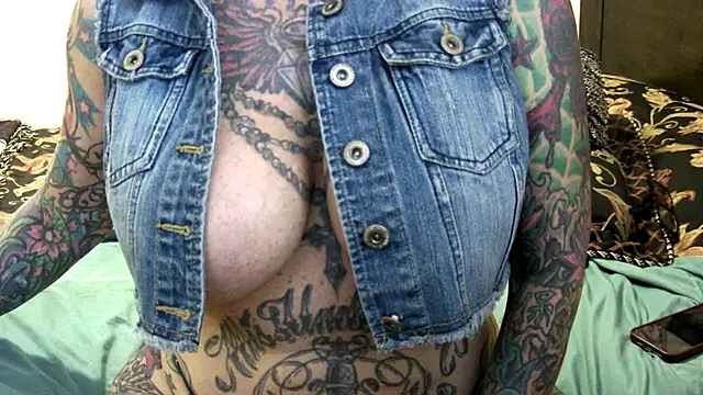 pamelagunns online show from 07.18.26