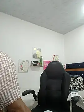 BustyMilf  online show from 01.08.26