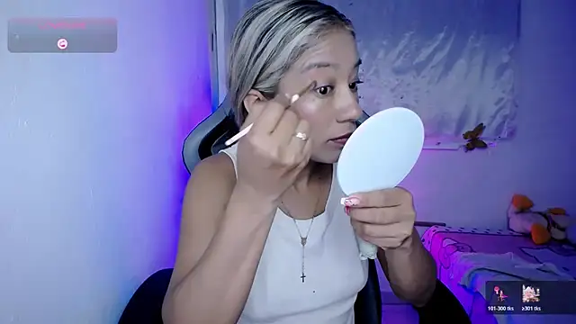 ninatiny online show from 11.12.25