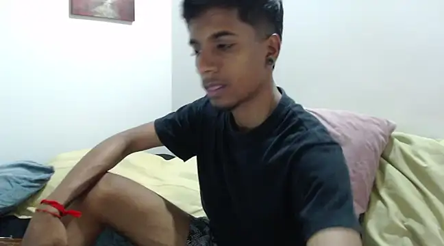 Snapshot of stevenosori chatting on 12.26.24 stevenosori online show from 12.26.24