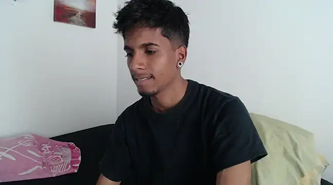 Snapshot of stevenosori chatting on 12.27.24 stevenosori online show from 12.27.24