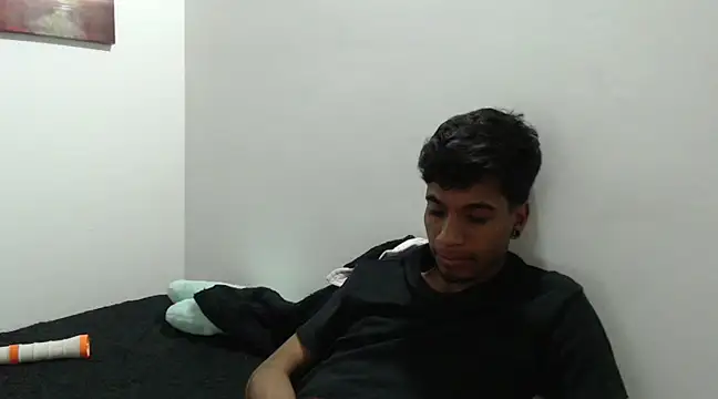 Snapshot of stevenosori chatting on 01.19.25 stevenosori online show from 01.19.25