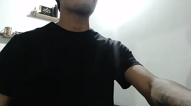 Snapshot of stevenosori chatting on 02.16.25 stevenosori online show from 02.16.25