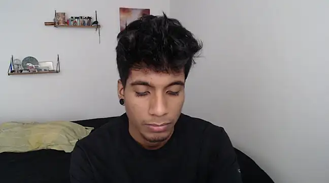 Snapshot of stevenosori chatting on 02.16.25 stevenosori online show from 02.16.25