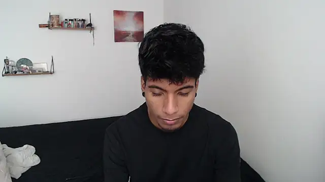 Snapshot of stevenosori chatting on 02.17.25 stevenosori online show from 02.17.25