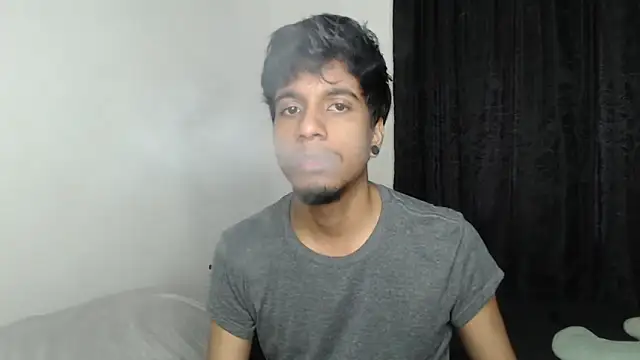 Snapshot of stevenosori chatting on 09.15.25 stevenosori online show from 09.15.25